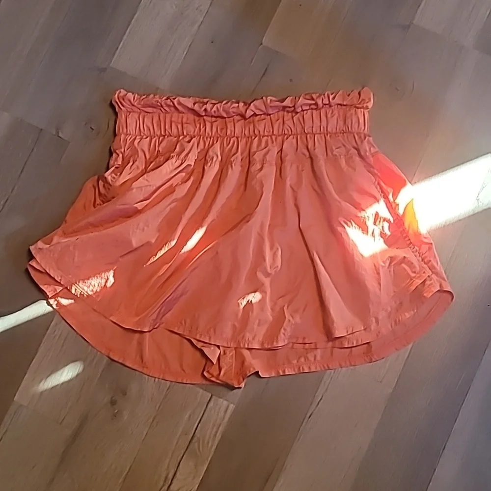 Free People Movement The Way Home Shorts Peach Color Size XL - Picture 3 of 7